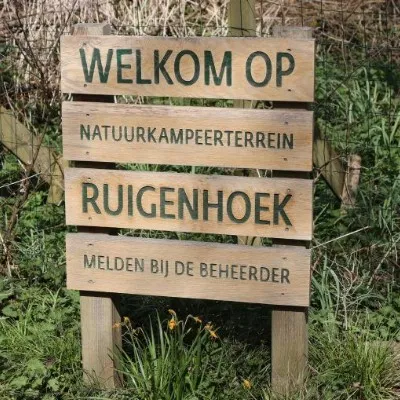 LiefdeWerk / Angela Roelen
