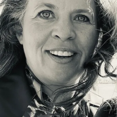 Nancy Sies | Thuiskomen in het licht