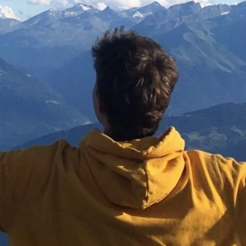 Nicole van Ruitenbeek: Psycholoog en Energetisch Therapeut, docent en auralezer