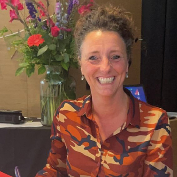 Ik zie haar opbloeien